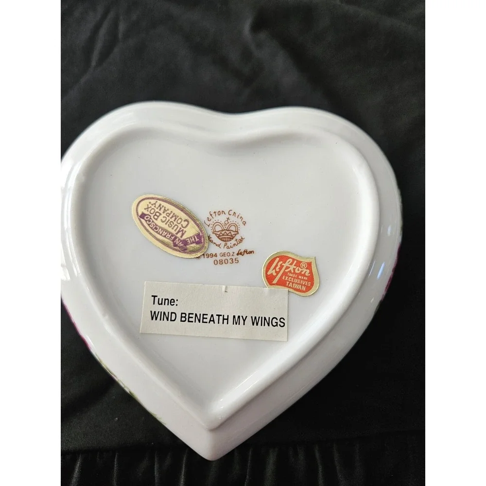 Lefton China majority items